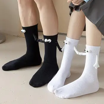 Креативная Пара Носков Магнитные 3D Держащие Кукольные Носки для Мужчин И Женщин, Летние Носки Средней Длины, Короткие Спортивные Носки Средней Длины, Подарок