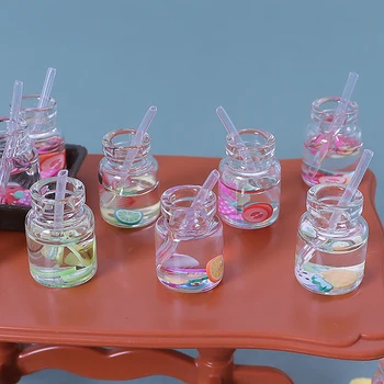 Миниатюрная имитация бутылки для фруктового напитка с соломинкой и подносом для 1/12 аксессуаров для кукольного домика, игрушки для украшения кукольного домика