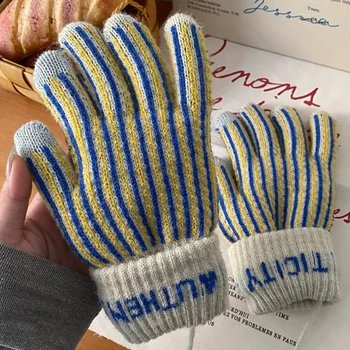 Пушистые Толстые перчатки с полными пальцами Для женщин и девочек, Ретро-подвесные варежки в сине-белую полоску, Вязаные Плюшевые Теплые Велосипедные перчатки для вождения